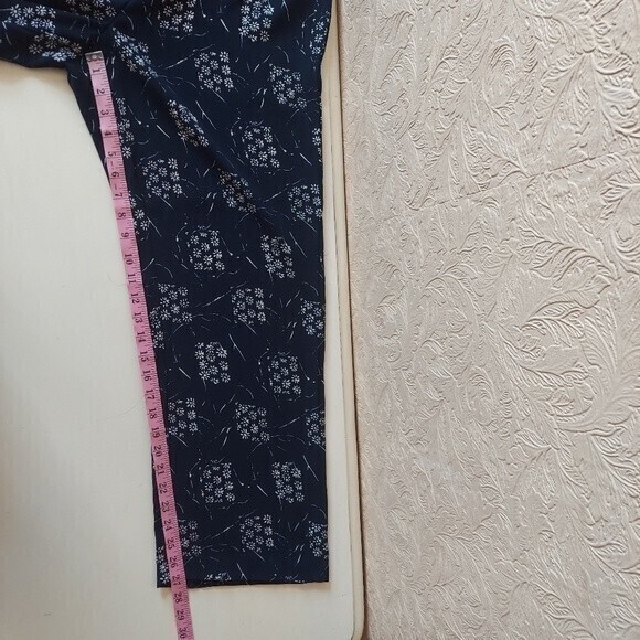 Vintage blue white floral high waist ankle pants - Picture 7 of 8